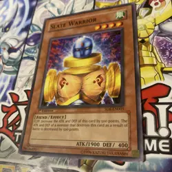 Slate Warrior - SD8-EN005 - Common - 1st Edition - NM - YuGiOh! - Image 1