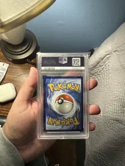 Pokemon 2022 Lugia V 186/195 Alt Art Silver Tempest GEM MINT PSA 10 - Image 2
