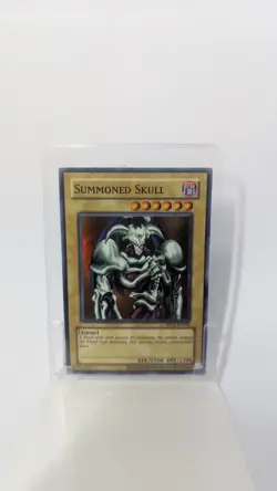 Summoned Skull RP01-EN024 Retro Pack (2020 Date Reprint) Unlimited - Image 1