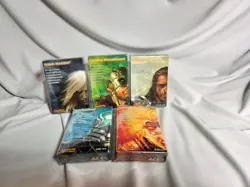 WOTC Magic The Gathering 2012 Planeswalkers 5 Ready To Play 30 Card Decks - Image 1