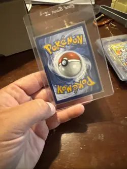 Pokemon TCG Victini Black Star Promo Card 208 Near Mint Condition - Image 2