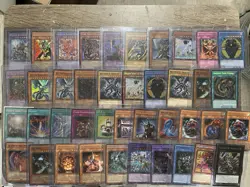 Huge yugioh collection lot Dark Magician/EXODIA /Blue Eyes White Dragon 1st Ed - Image 2
