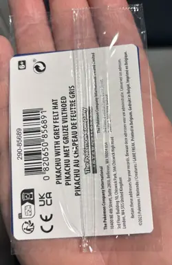 Pokemon Pikachu With Grey Felt Hat Van Gogh Promo SVP 085 2023 NM - NEW SEALED - Image 3