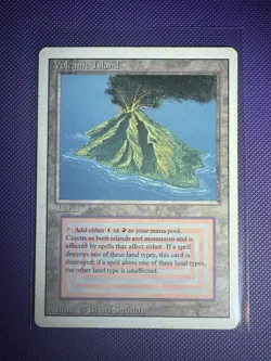 MTG Volcanic Island - Revised Edition - Dual Land - MP (Moderate Play) - Image 1