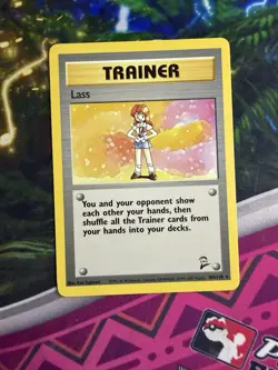 Pokemon TCG-Trainer Lass 104/130 - Base Set 2 - Image 3
