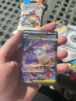 Pokemon Mega Latias EX 280 HP Me01: Mega Evolution Holo 181/132 Rare - Image 1