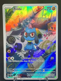 Riolu 215/198 Pokemon TCG Scarlet & Violet Base Set Illustration Rare Holo - Image 1