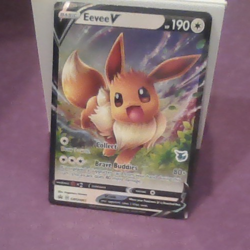 Eevee V SWSH065 SWSH: Sword & Shield Promo Cards Holo - Image 1