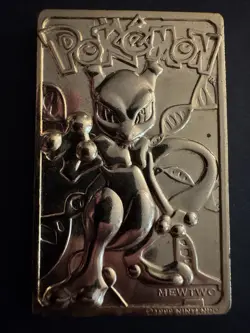 1999 Pokemon 23K Gold Plated Mewtwo #150 + Case Burger King Promo - Image 2