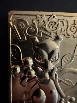 1999 Pokemon 23K Gold Plated Mewtwo #150 + Case Burger King Promo - Image 3