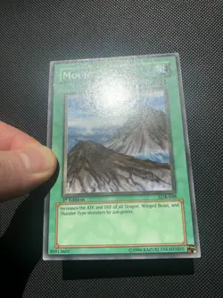 Yugioh Mountain LOB-048 1st Edition Legend Of Blue Eyes White Dragon NA English - Image 2