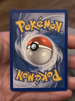 Luvdisc 7/100 Crystal Guardians Holo Pokemon card NM - Image 2