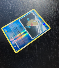 Pokemon Revers-Holo Feebas Lv.5 104/147 Excellent - Near-Mint Condition - Image 2
