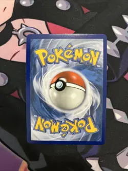 2019 POKEMON HIDDEN FATES SHINY VAULT LUCARIO SV22/SV94 HOLO - Image 2
