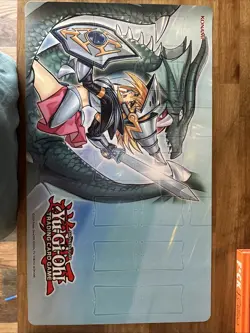 YUGIOH - OFFICIAL DARK MAGICIAN GIRL KNIGHT 9-POCKET DUELIST PORTFOLIO + PLAYMAT - Image 5