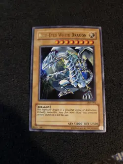 1x Yu-Gi-Oh! Blue-Eyes White Dragon - JMP-001 - Ultra Rare - Image 1