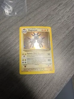 Pokemon Base Set Magnetron Holo Card 9/102 Shadowless - Image 1