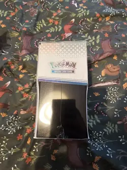 Prismatic Evolutions Pokemon Center ETB Elite Trainer Box Acrylic Case MINT - Image 3