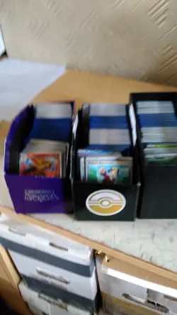 Pokemon Cards Bundle . 1050 All Shiny. - Image 1