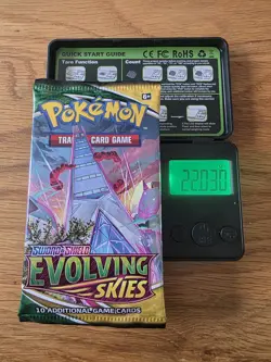 Pokemon EVOLVING SKIES Heavy Booster Pack POSSIBLE GOD / DEMI PACKU 22.03 Grams - Image 1