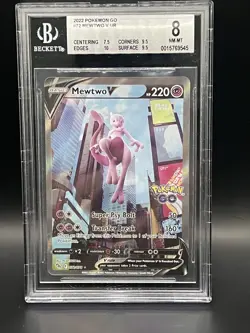 MEWTWO V 2022 POKEMON SWSH POKEMON GO ULTRA RARE 072/078 PSA 8 - Image 1