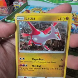 Pokemon TCG Latias SM135 Sun & Moon Promo Holo Double Cloud Swirl - Image 2
