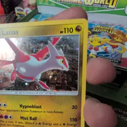 Pokemon TCG Latias SM135 Sun & Moon Promo Holo Double Cloud Swirl - Image 3