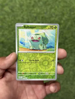 Bulbasaur 2023 Scarlet Violet 151 Cosmos Reverse Holo Pokemon Card 001/165 NM - Image 1