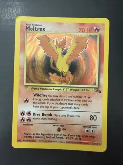 Pokemon TCG Moltres Fossil 12/62 Holo Unlimited Holo Rare - Image 1