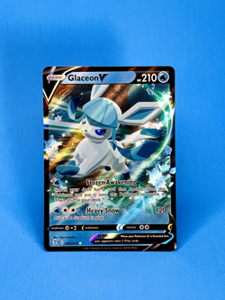 Pokemon TCG Glaceon V Evolving Skies 040/203 Holo Ultra Rare - Image 1