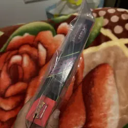 Pokemon TCG Shrouded Fable Kingambit Illustration Collection Box - New & Sealed - Image 3