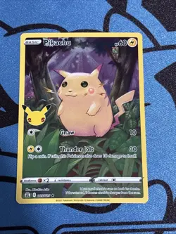 PIKACHU FULL ART HOLO 25TH ANNIVERSARY EDITION POKEMON. - Image 1