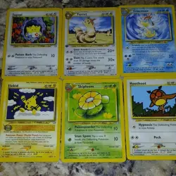 Pokemon Neo Genesis Wizards of the Coast 17 Card Lot Marill Quagsire Seadra - Image 3