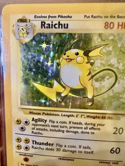 Raichu Holo - 014/102 Base Set Pokemon Card - WotC Vintage - Image 4