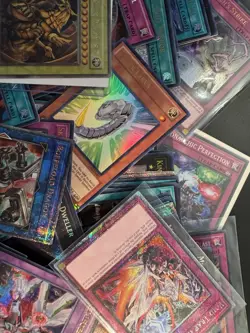 yugioh collection lot 135 holos & 200 Plus Commons DOD Winged Dragon Of Ra - Image 3