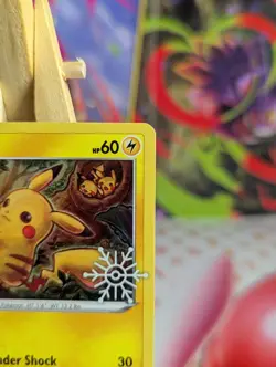 Pokemon TCG - Pikachu Holiday Promo SWSH153 Holo - NM - Image 3
