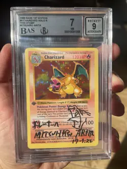 1999 POKEMON BASE SET 1ST EDITION CHARIZARD-HOLO BGS 7 / 9 Mitsuhiro Arita AUTO - Image 1