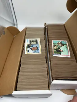 1978 TOPPS BASEBALL LOT OF 2400 COMMONS SOME STARS EX-EXMT - Image 2