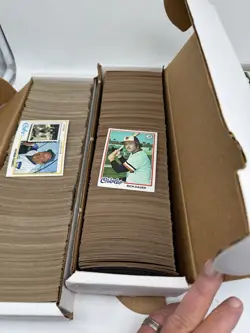 1978 TOPPS BASEBALL LOT OF 2400 COMMONS SOME STARS EX-EXMT - Image 4