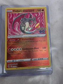 Radiant Charizard 011/078 Radiant Rare Pokemon GO Pokemon Holo Near Mint - Image 2