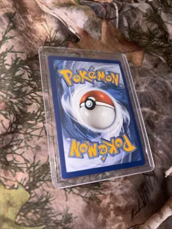 PIKACHU FULL ART HOLO 25 TH ANNIVERSARY EDITION POKEMON MINT - Image 5