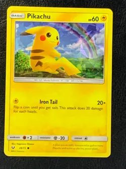 Pikachu 28/73 Holo Pokemon Shining Legends - Image 1