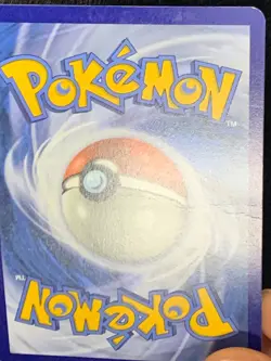 Pikachu 28/73 Holo Pokemon Shining Legends - Image 4