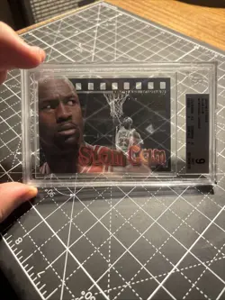 1997-98 Skybox Z-Force - Slam Cam Michael Jordan #5SC - Image 4