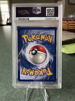 1999 Pokemon TCG Articuno 2/62 Fossil Holo Rare PSA 5 - Image 2