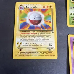 Vintage Pokemon Card Lot - Base set II Five cards! One owner. - Image 4