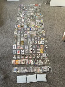 HUGE Lot Of Hundreds of Sport Cards Kobe Jordan Mahomes Curry Mays Luka LeBron - Image 1