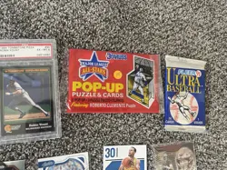 HUGE Lot Of Hundreds of Sport Cards Kobe Jordan Mahomes Curry Mays Luka LeBron - Image 4