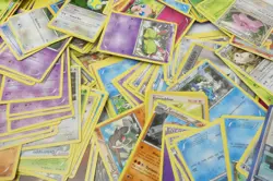 Pokemon Card Lot 750+ Bulk Cards w/ Tins Common Uncommon Mixed Collection HP/DMG - Image 3