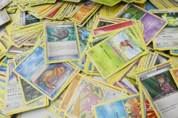 Pokemon Card Lot 750+ Bulk Cards w/ Tins Common Uncommon Mixed Collection HP/DMG - Image 5
